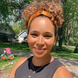 Meet your Posher, Ida